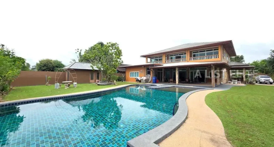 出售 6 卧室 独立屋 在 Bang Lamung, Chon Buri