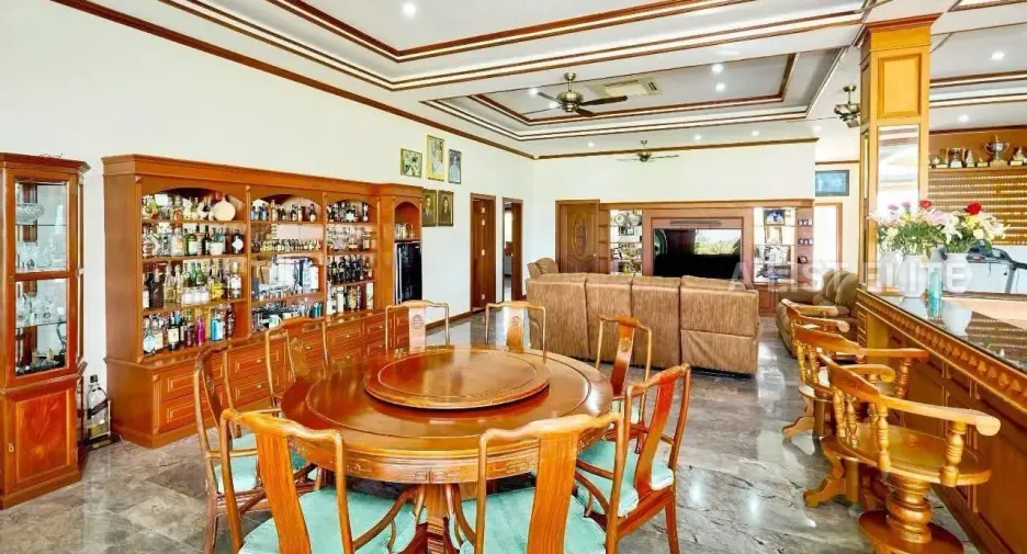 出售 6 卧室 独立屋 在 Bang Lamung, Chon Buri