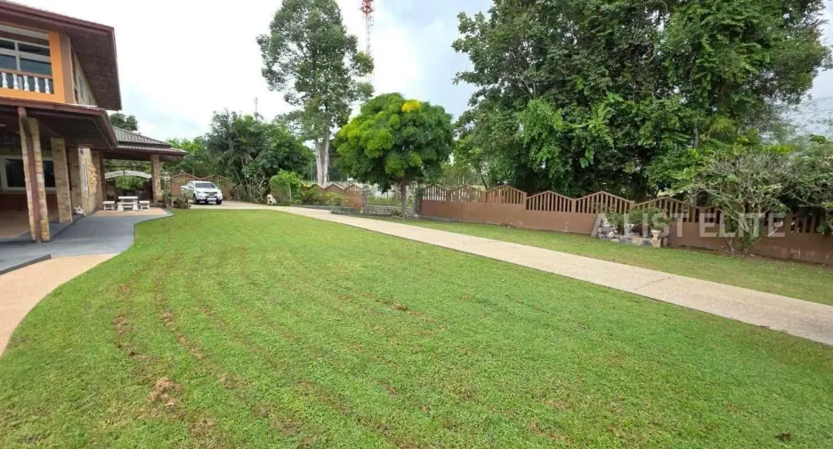 出售 6 卧室 独立屋 在 Bang Lamung, Chon Buri
