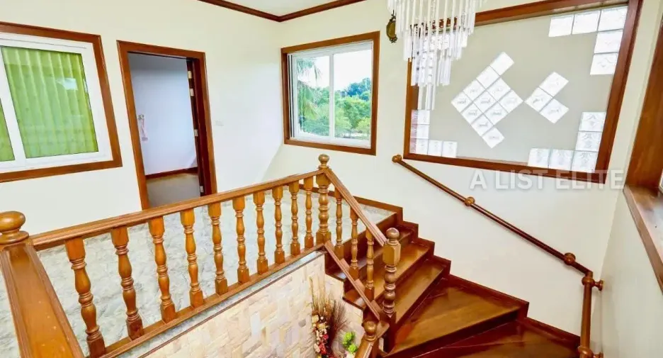 出售 6 卧室 独立屋 在 Bang Lamung, Chon Buri