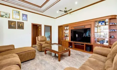 出售 6 卧室 独立屋 在 Bang Lamung, Chon Buri