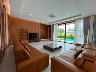 For rent 4 bedrooms house in Bang Lamung, Chonburi