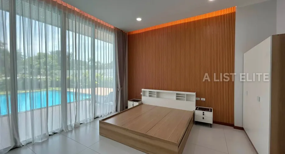 For rent 4 bedrooms house in Bang Lamung, Chonburi