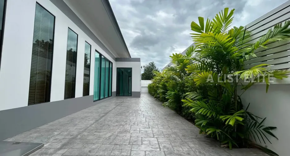 For rent 4 bedrooms house in Bang Lamung, Chonburi