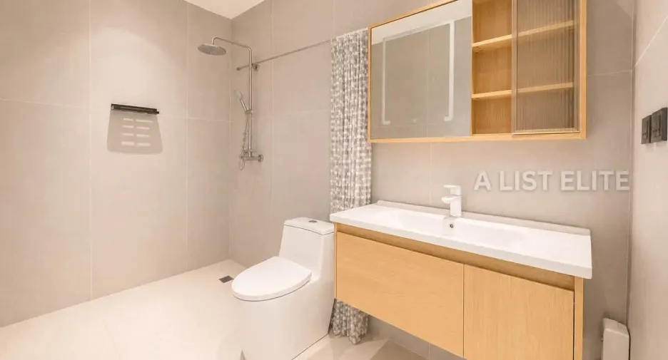 For rent 6 ベッドルーム house in Bang Lamung, Chonburi