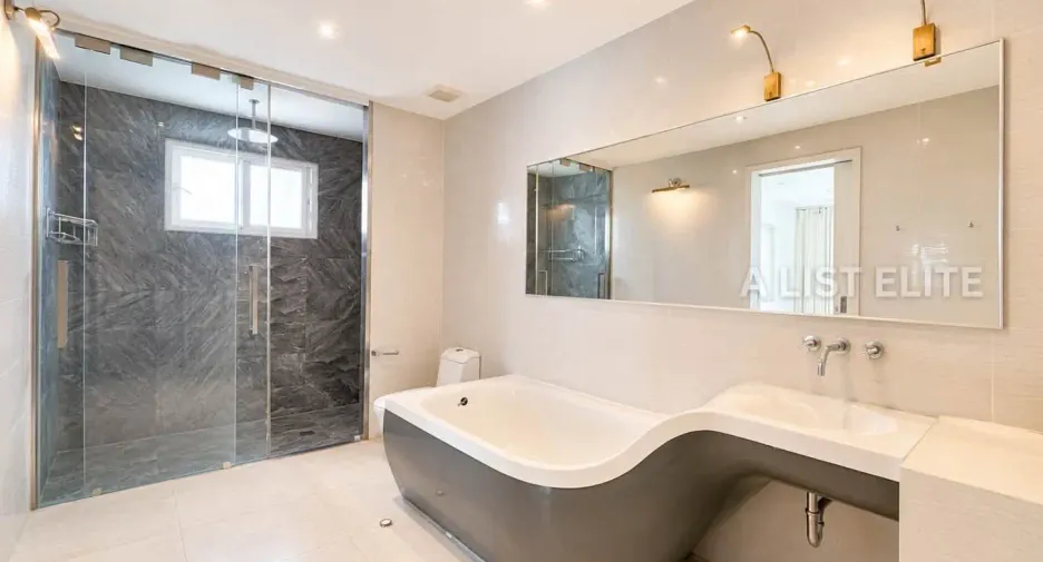 For rent 6 ベッドルーム house in Bang Lamung, Chonburi
