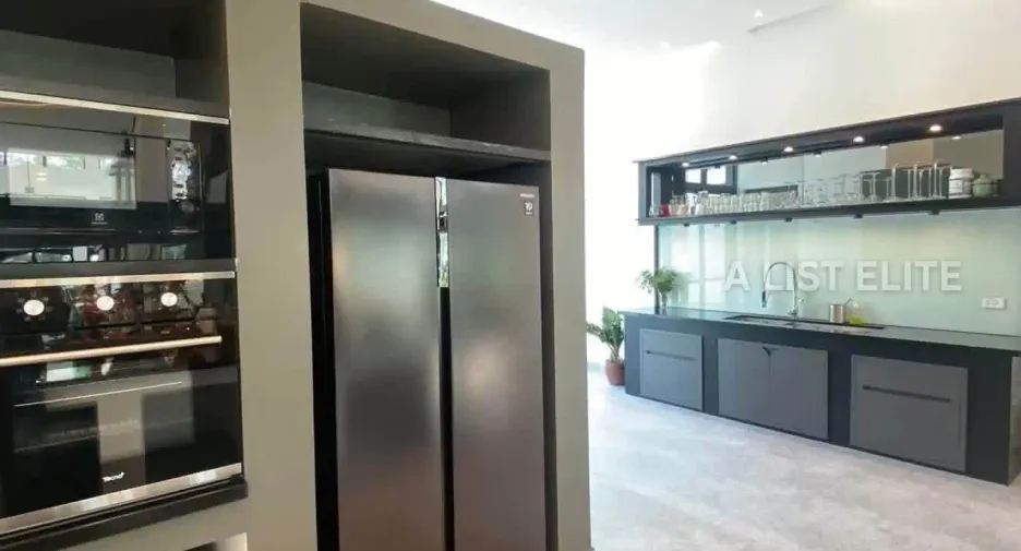 For rent 4 ベッドルーム house in Huay Yai, Pattaya