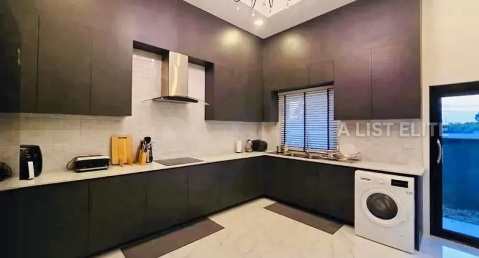 出售 5 卧室 独立屋 在 Bang Lamung, Chon Buri