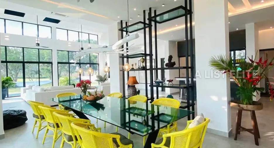 出售 4 卧室 独立屋 在 Huai Yai, 芭提雅