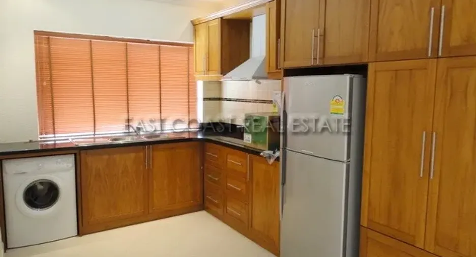 For rent 5 bedrooms house in Jomtien, Pattaya