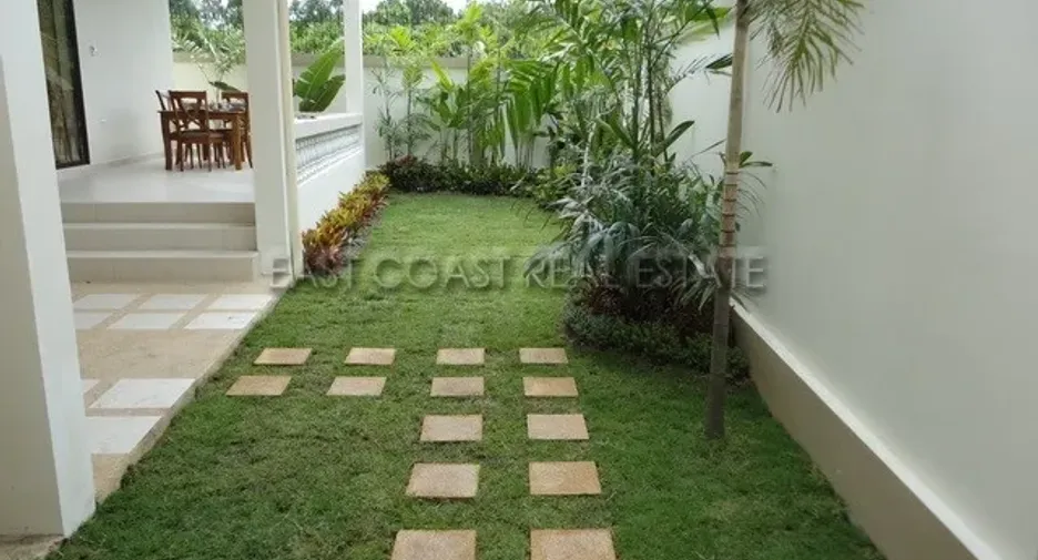 For rent 5 bedrooms house in Jomtien, Pattaya