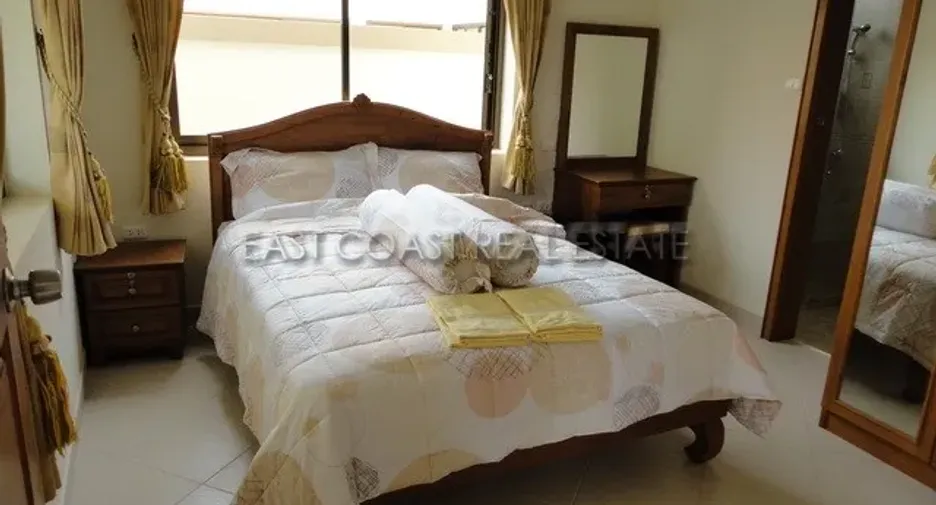 For rent 5 bedrooms house in Jomtien, Pattaya