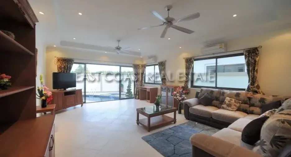 For rent 5 bedrooms house in Jomtien, Pattaya