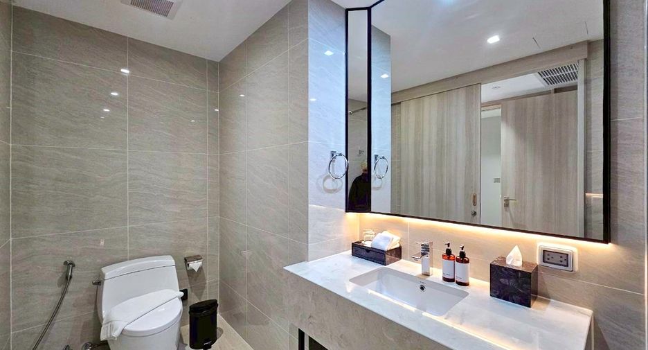 For rent 4 ベッドルーム condo in Khlong Toei, Bangkok