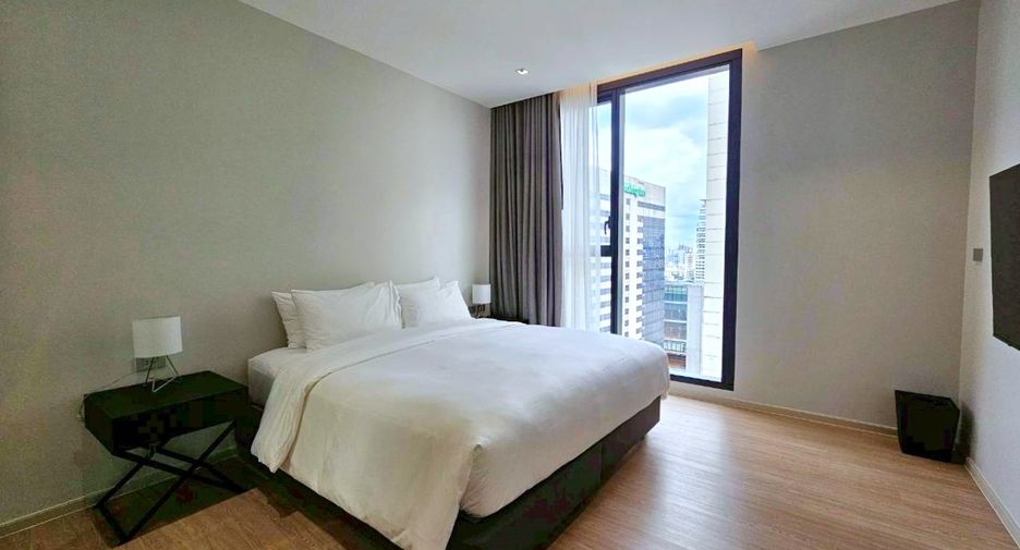 For rent 4 ベッドルーム condo in Khlong Toei, Bangkok