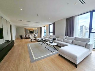 For rent 4 ベッドルーム condo in Khlong Toei, Bangkok