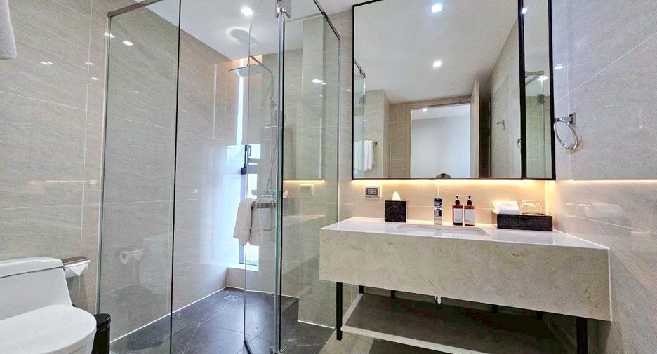 For rent 4 ベッドルーム condo in Khlong Toei, Bangkok