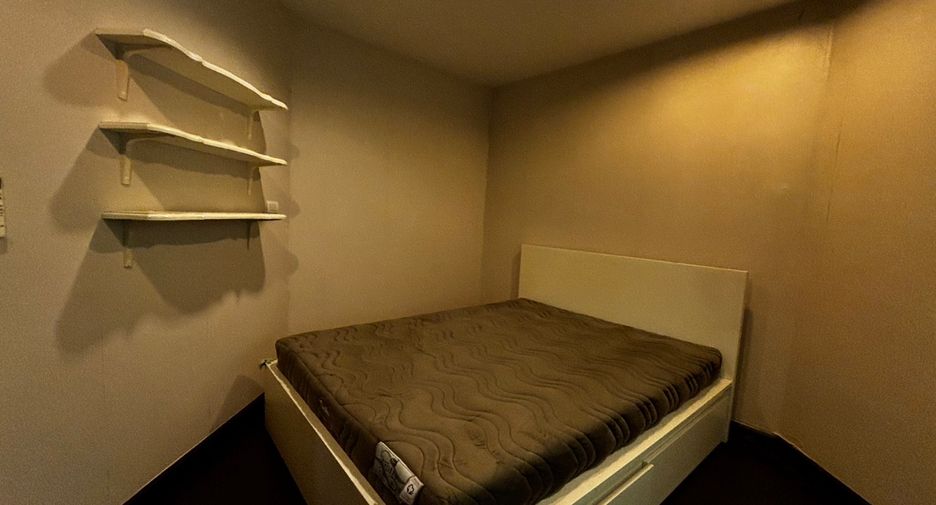 Wohnung zur Miete mit 2 Zimmer in Sathon, Bangkok