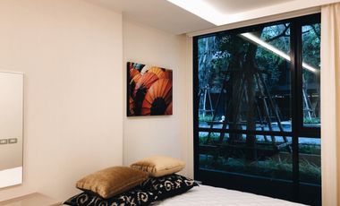 Condo en alquiler y en venta de 2 habitaciones en Khlong Toei, Bangkok