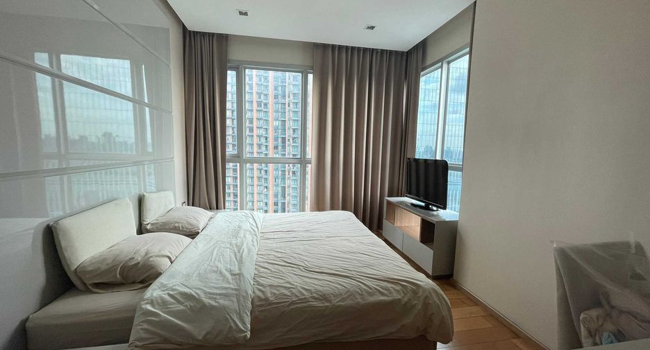 À louer 2 chambres condo à Watthana, Bangkok