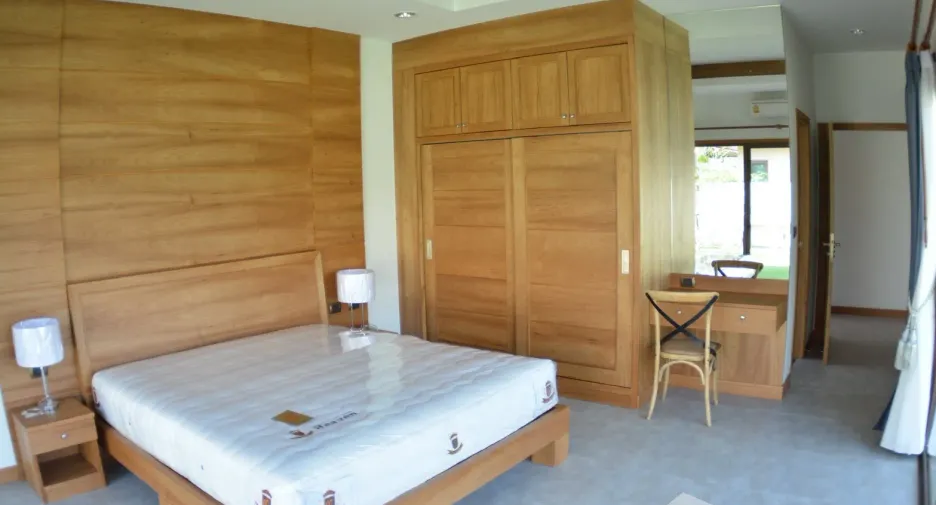 À louer 3 chambres villa à Bang Lamung, Chonburi