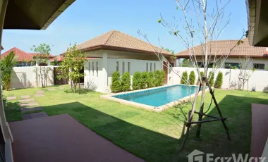 À louer 3 chambres villa à Bang Lamung, Chonburi