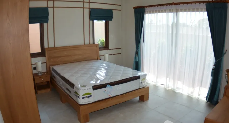À louer 3 chambres villa à Bang Lamung, Chonburi