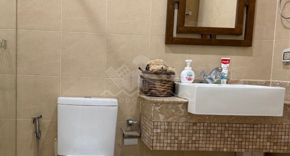 For sale 4 bedrooms house in Bang Lamung, Chonburi