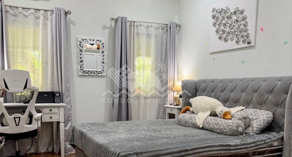 For sale 4 bedrooms house in Bang Lamung, Chonburi
