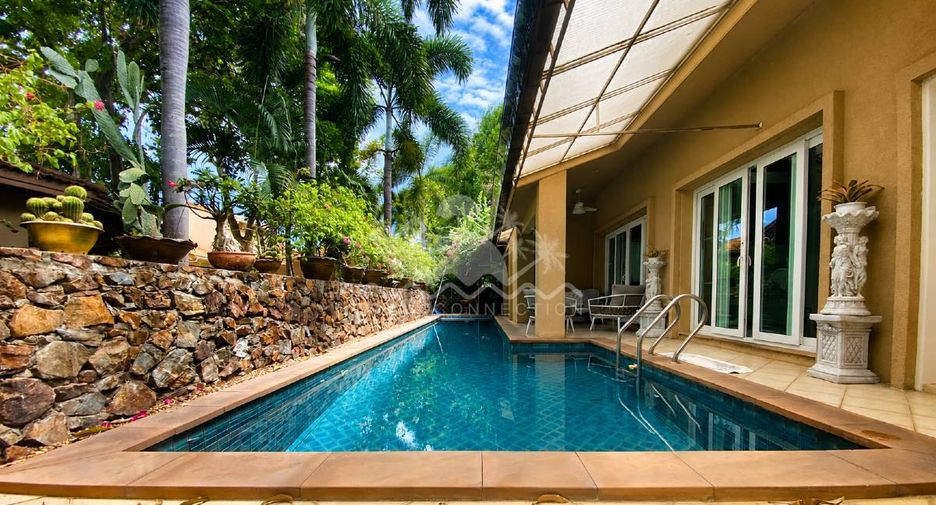 For sale 4 bedrooms house in Bang Lamung, Chonburi