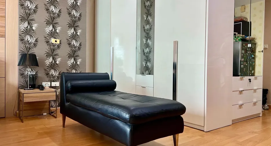 For sale 1 bed condo in Sathon, Bangkok