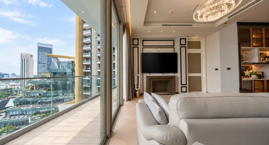 For sale 3 bedrooms condo in Khlong San, Bangkok