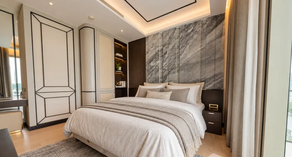 For sale 3 bedrooms condo in Khlong San, Bangkok