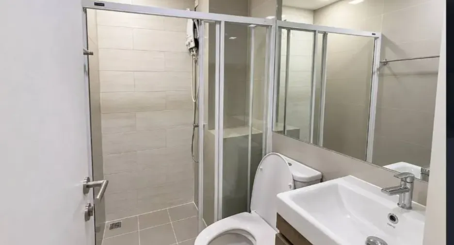 Продажа 1 кровать кондо в Кхлонг Тоеи, Бангкок