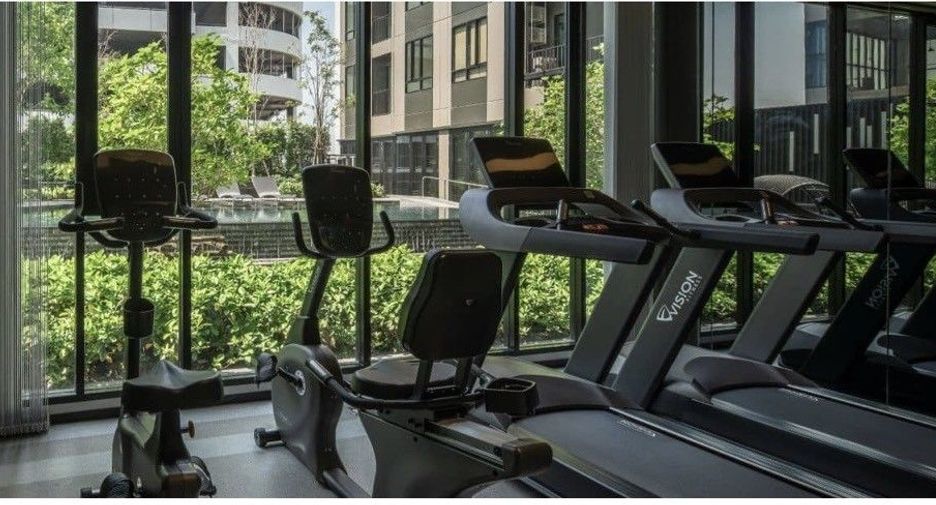 For sale 1 bed condo in Huai Khwang, Bangkok