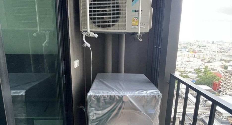 For sale 1 bed condo in Huai Khwang, Bangkok