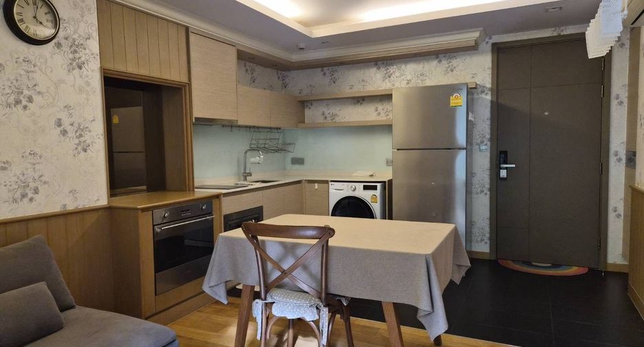 For rent 1 bed condo in Watthana, Bangkok