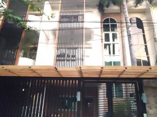 For rent 3 bedrooms townhouse in Wang Thonglang, Bangkok