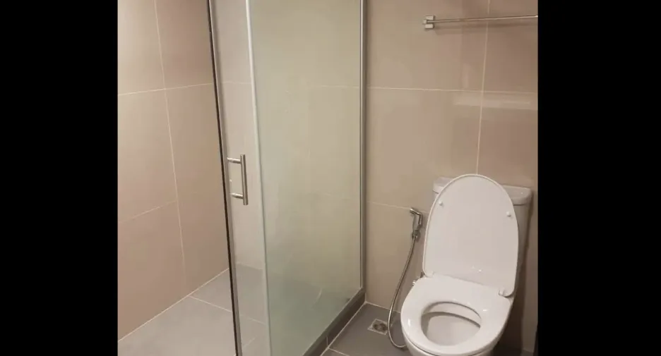 For rent 1 bed condo in Phaya Thai, Bangkok
