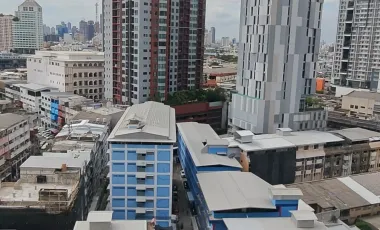 Condo en alquiler de 1 habitaciones en Khlong Toei, Bangkok