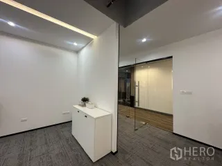 出租 办公室 在 Pathum Wan, 曼谷