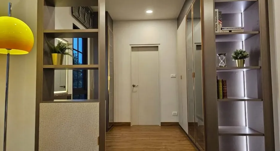 For rent and for sale 4 bedrooms house in Bang Phli, Samut Prakan