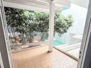 For rent 3 bedrooms office in Watthana, Bangkok