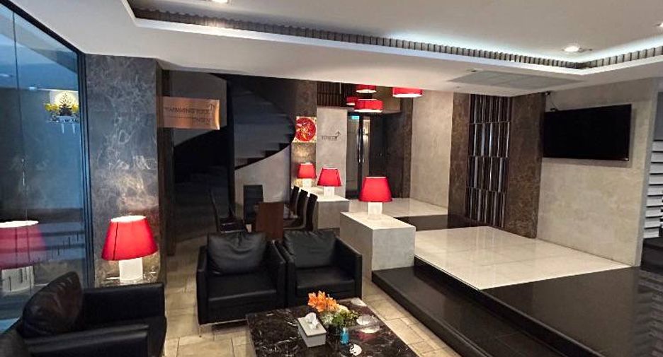 For sale 1 bed condo in Watthana, Bangkok