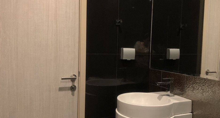 For rent 1 Beds condo in Khlong Toei, Bangkok