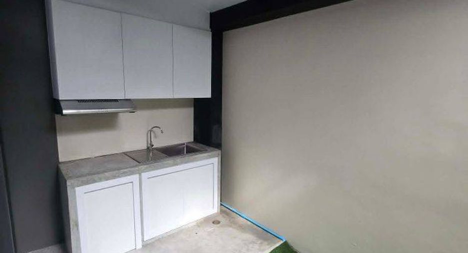 For rent and for sale 3 bedrooms townhouse in Wang Thonglang, Bangkok