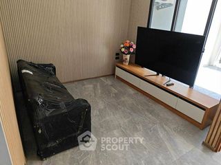 For rent and for sale 3 bedrooms townhouse in Wang Thonglang, Bangkok