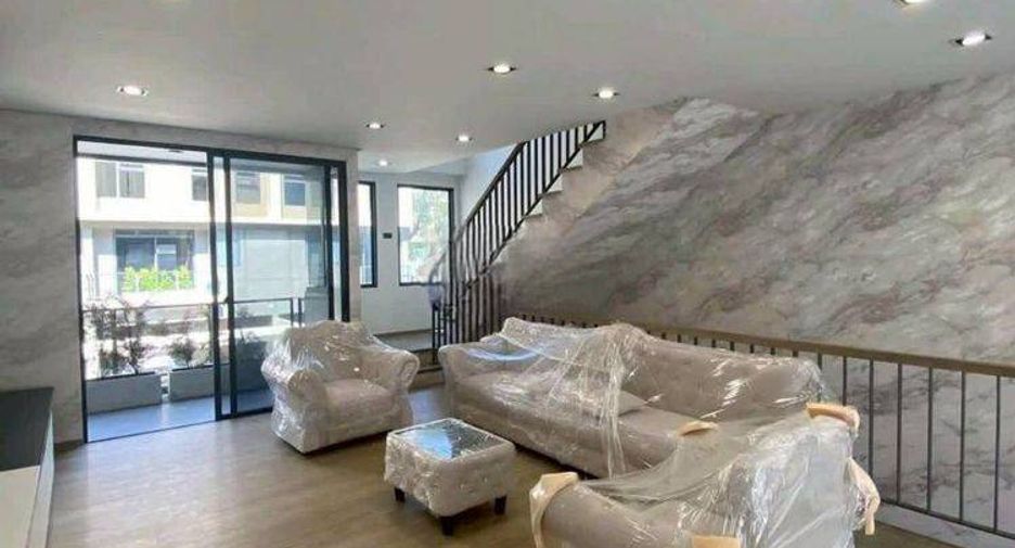 For rent and for sale 3 bedrooms townhouse in Wang Thonglang, Bangkok