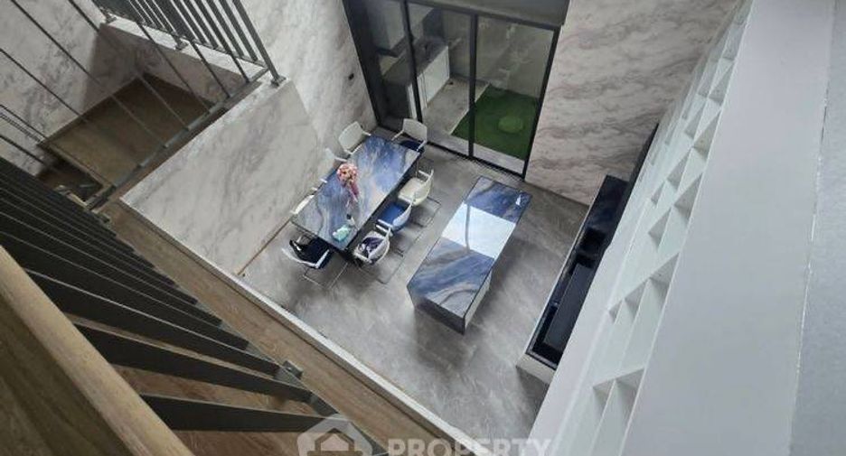 For rent and for sale 3 bedrooms townhouse in Wang Thonglang, Bangkok
