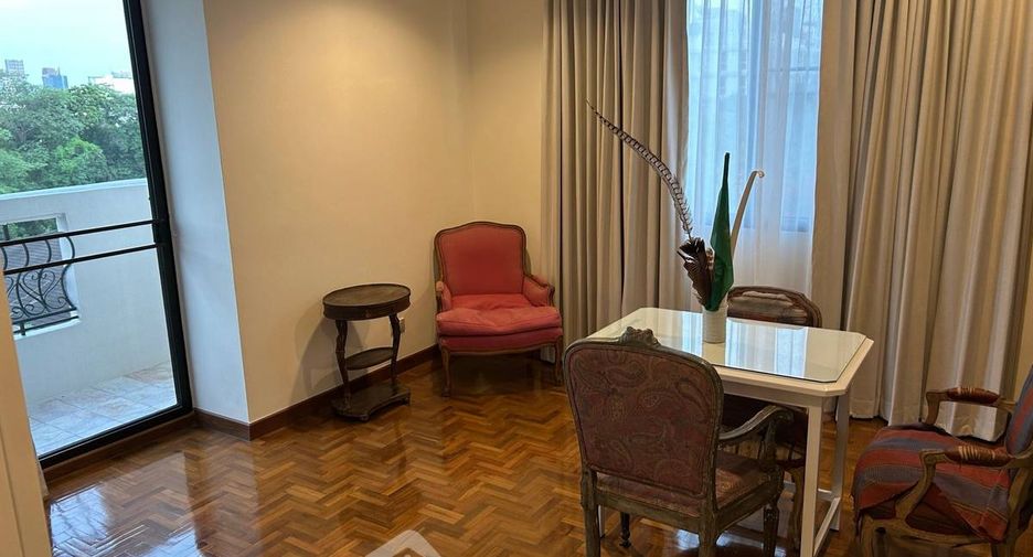 For sale 3 ベッドルーム condo in Watthana, Bangkok